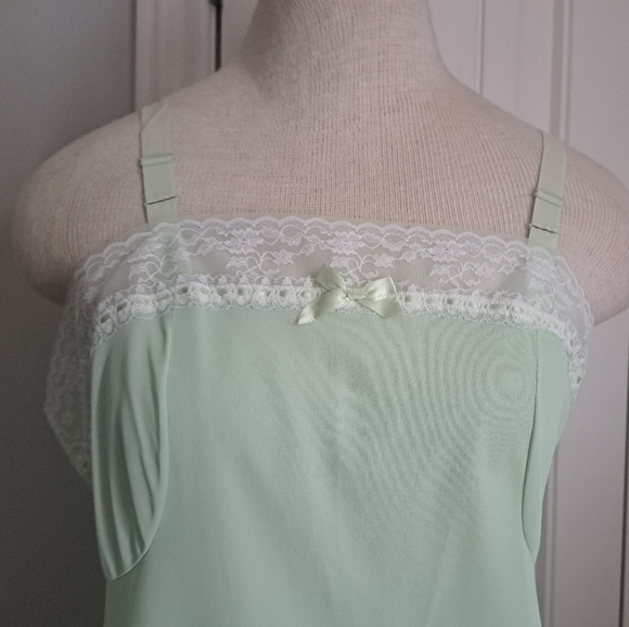 VTG BEELINE USA mint green full slip NYLON lace 36 Short coastal glam *Flaw* - Picture 3 of 11